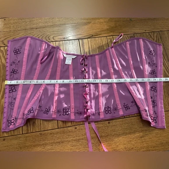 Charlotte Russe Plum Corset Top with Embroidery - Picture 7 of 9